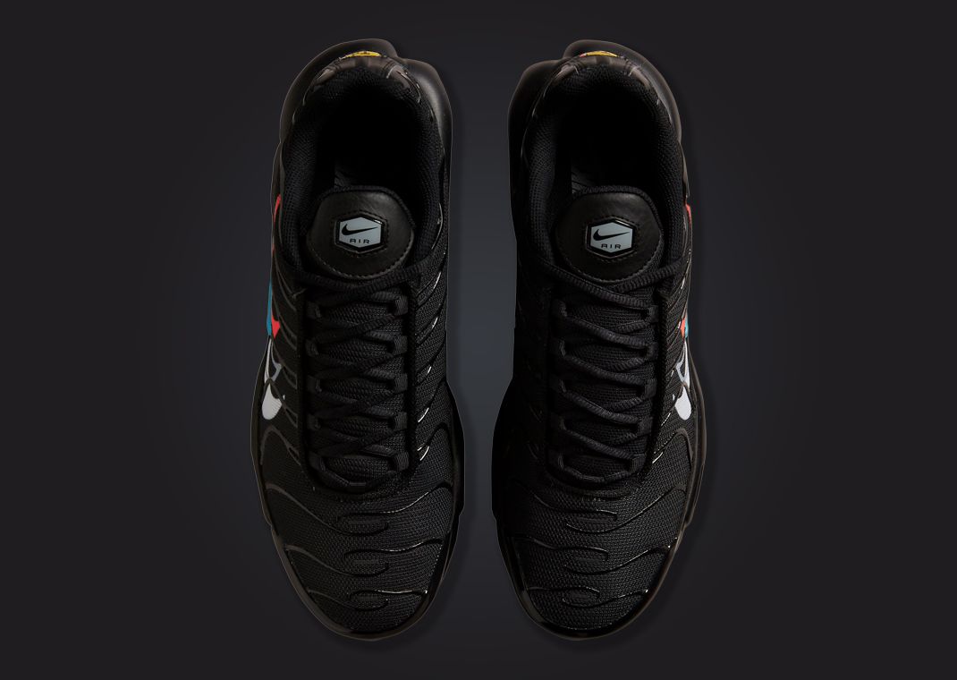 Quadruple Swoosh Details Dress This All-Black Nike Air Max Plus