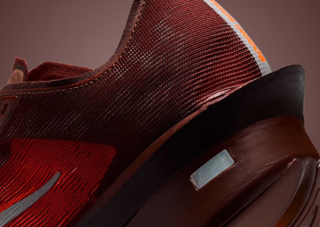 Renegade x Nike ZoomX Vaporfly 4 - Heel Detail