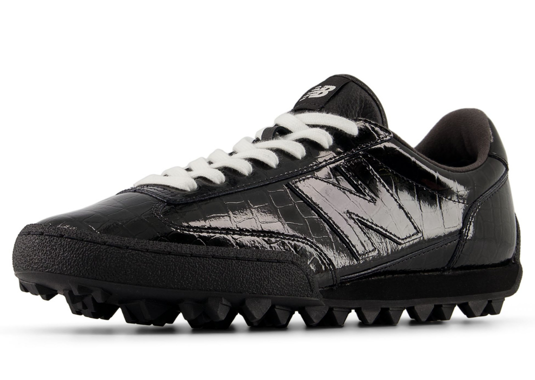 New Balance Gator Run Black - Angle