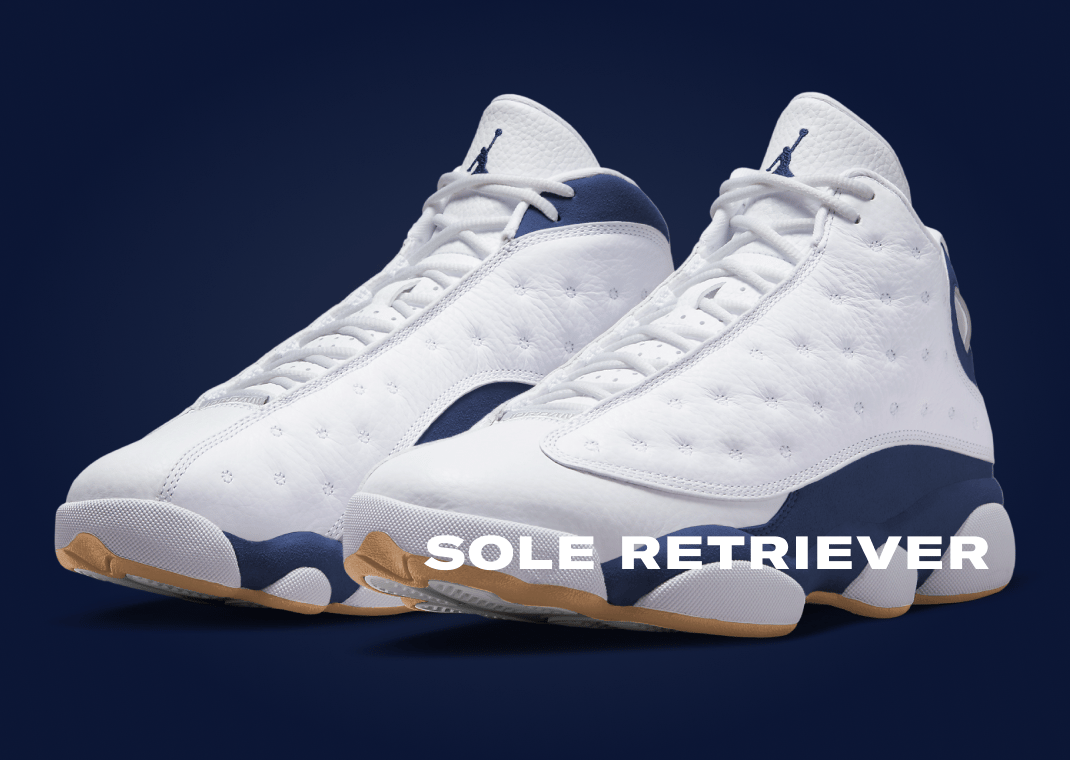 Air Jordan 13 Retro Midnight Navy Angle