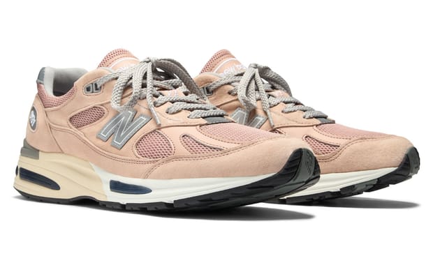 The New Balance Made in UK 991v2 is ready for Heat Waves in Mahogany Rose