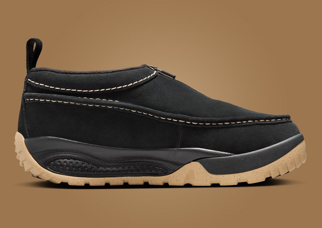 Nike ACG Izy Black Limestone Medial