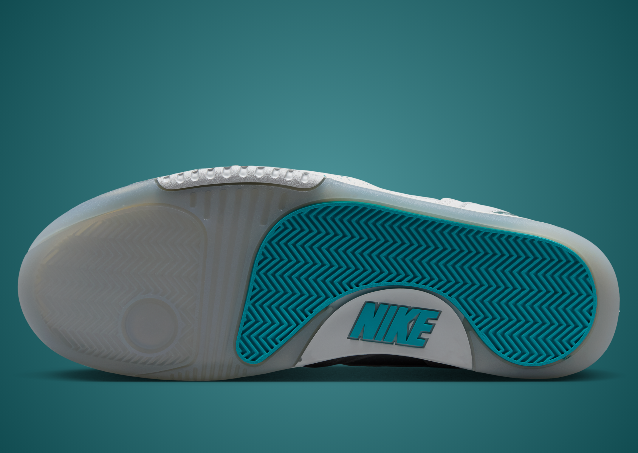 Nike Air Tech Challenge 2 Back to the US Open Outsole