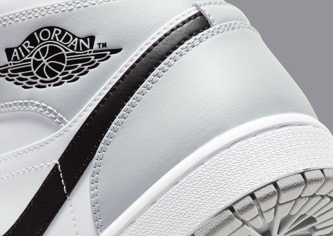 Air Jordan 1 Mid Light Smoke Grey Heel