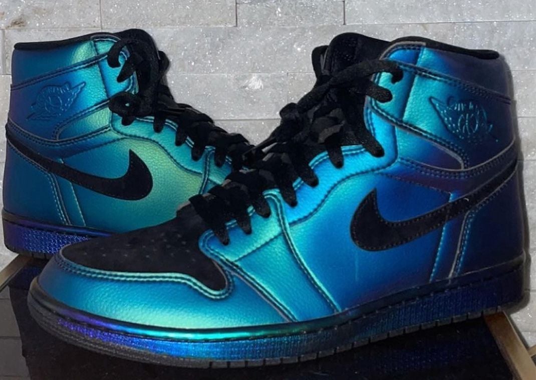 Chameleon Vibes Cover This Air Jordan 1 High Exclusive
