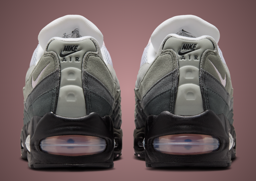 Nike Air Max 95 OG Big Bubble Pink Foam (W) Heel