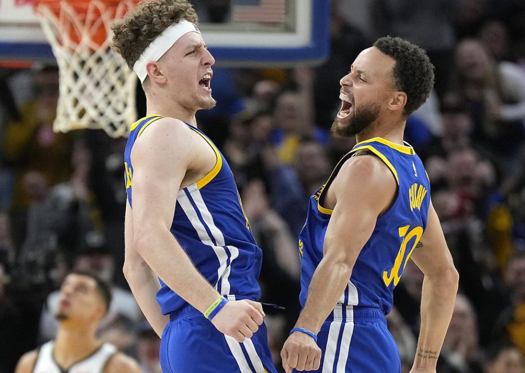 Brandin Podziemski Celebrating With Warriors' Teammate Stephen Curry