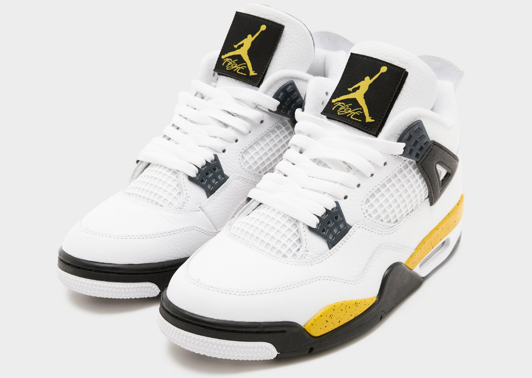 Air Jordan 4 Retro Tour Yellow - Angle