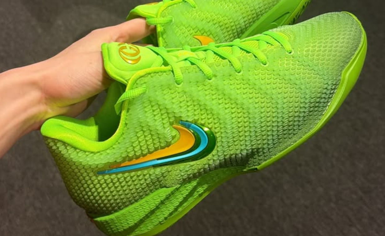 Caitlin Clark Previews a Grinch Green Nike Caitlin 1