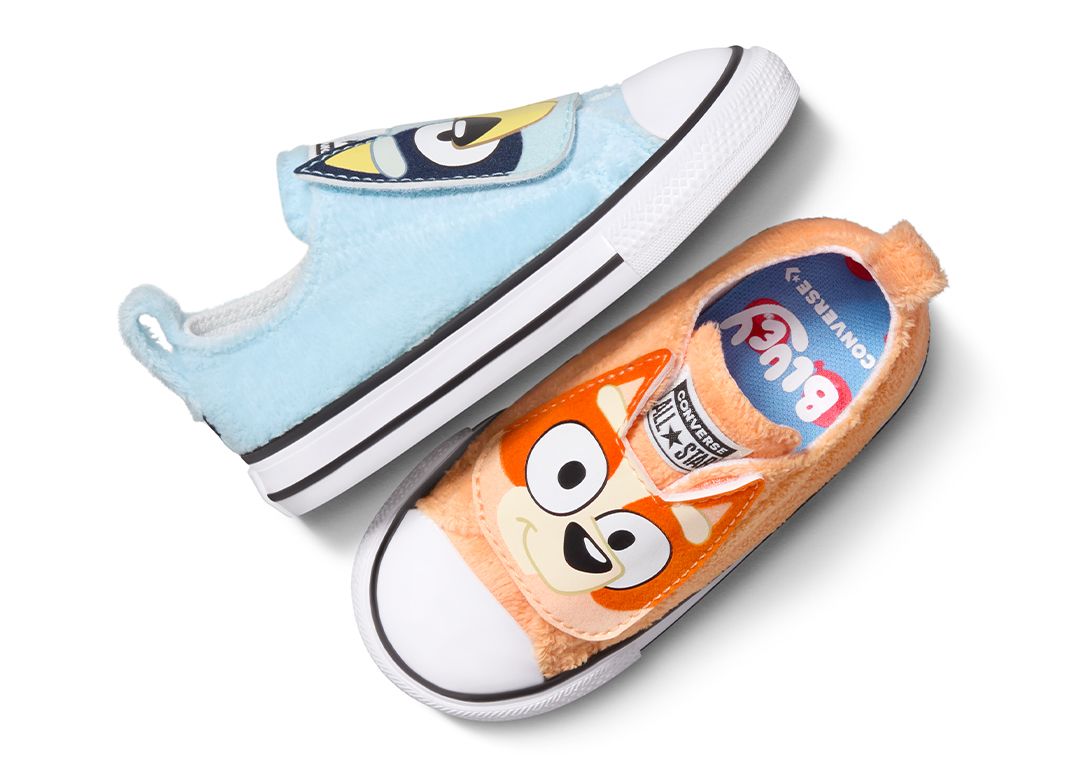 Bluey x Converse Chuck Taylor All-Star Easy-On Bluey (PS) Angle