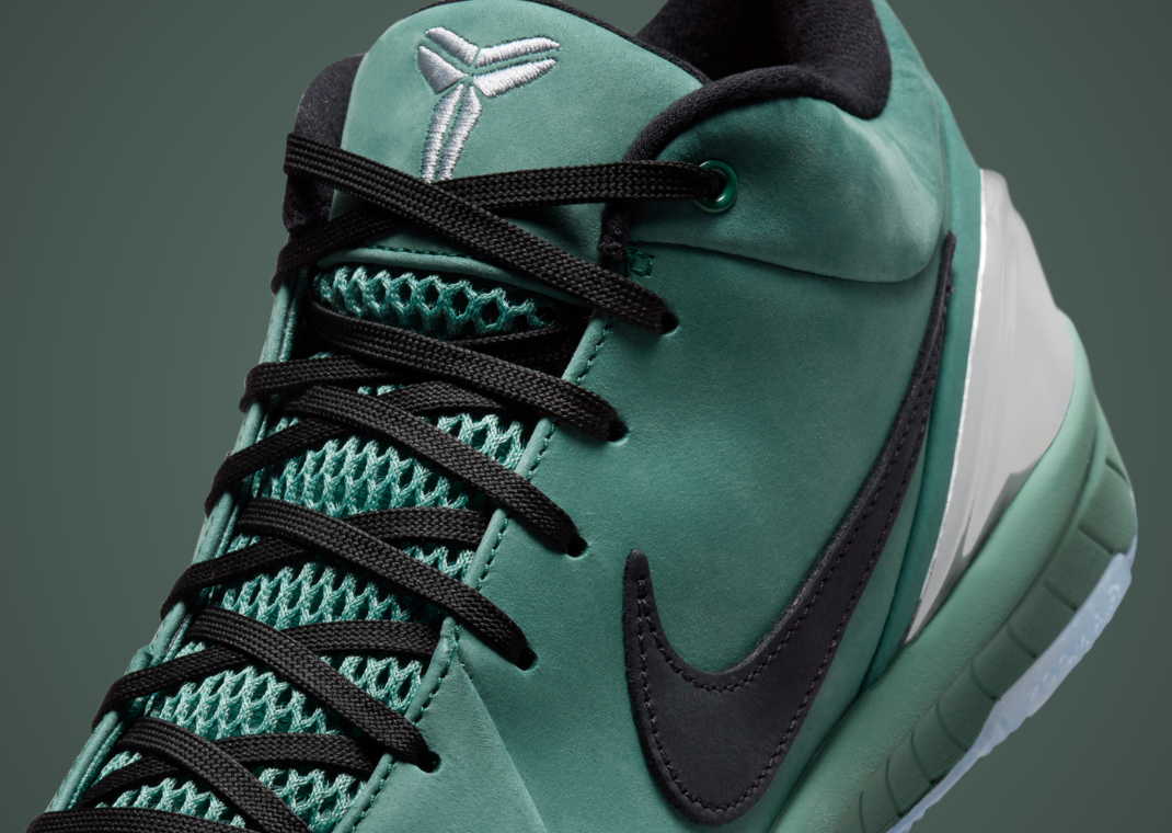 Nike Kobe 4 Protro Girl Dad Midfoot Detail