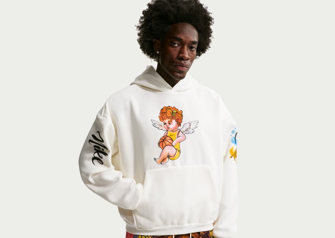 Nike Standard Issue Men's Therma-FIT Pullover Basketball Hoodie