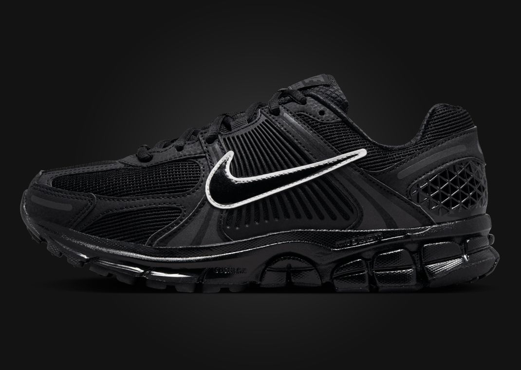 Nike Zoom Vomero 5 Black White Lateral