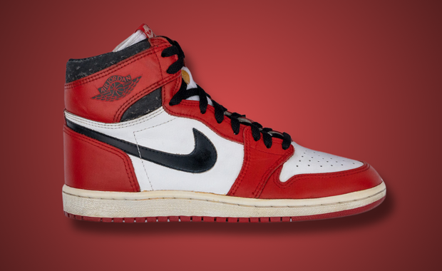 Nike Air Jordan 1 High ´85 ブレッド 黒タグ 28.5
