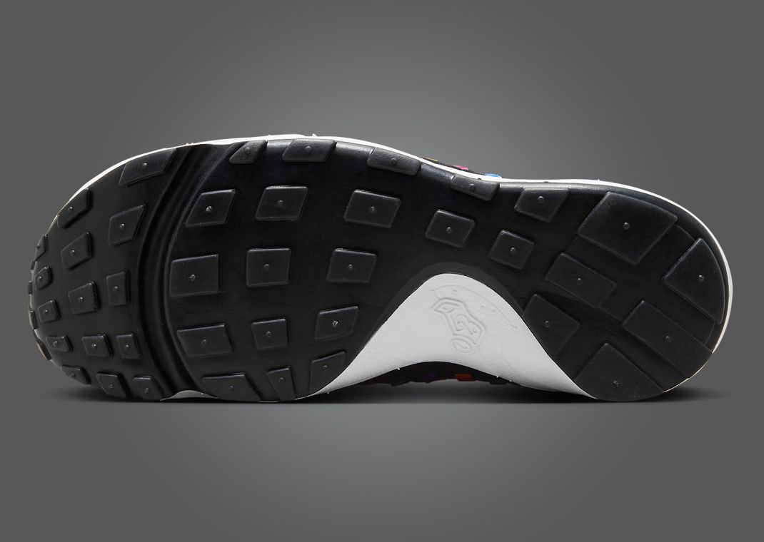 Nike Air Footscape Woven Black Rainbow Outsole