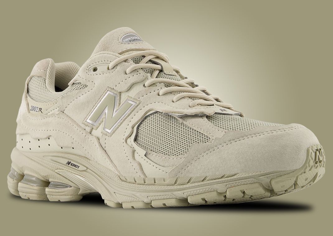 New Balance 2002R GTX Protection Pack Shipyard - Angle