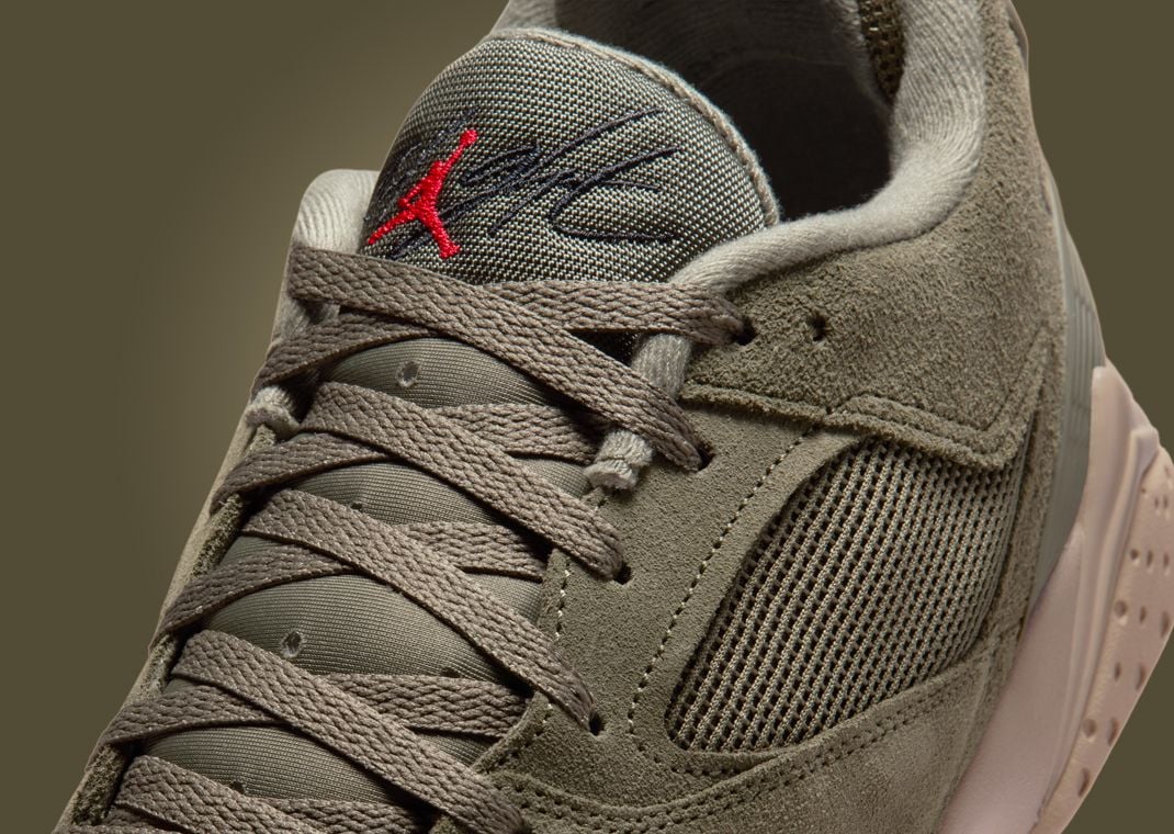 Jordan MVP 92 Medium Olive