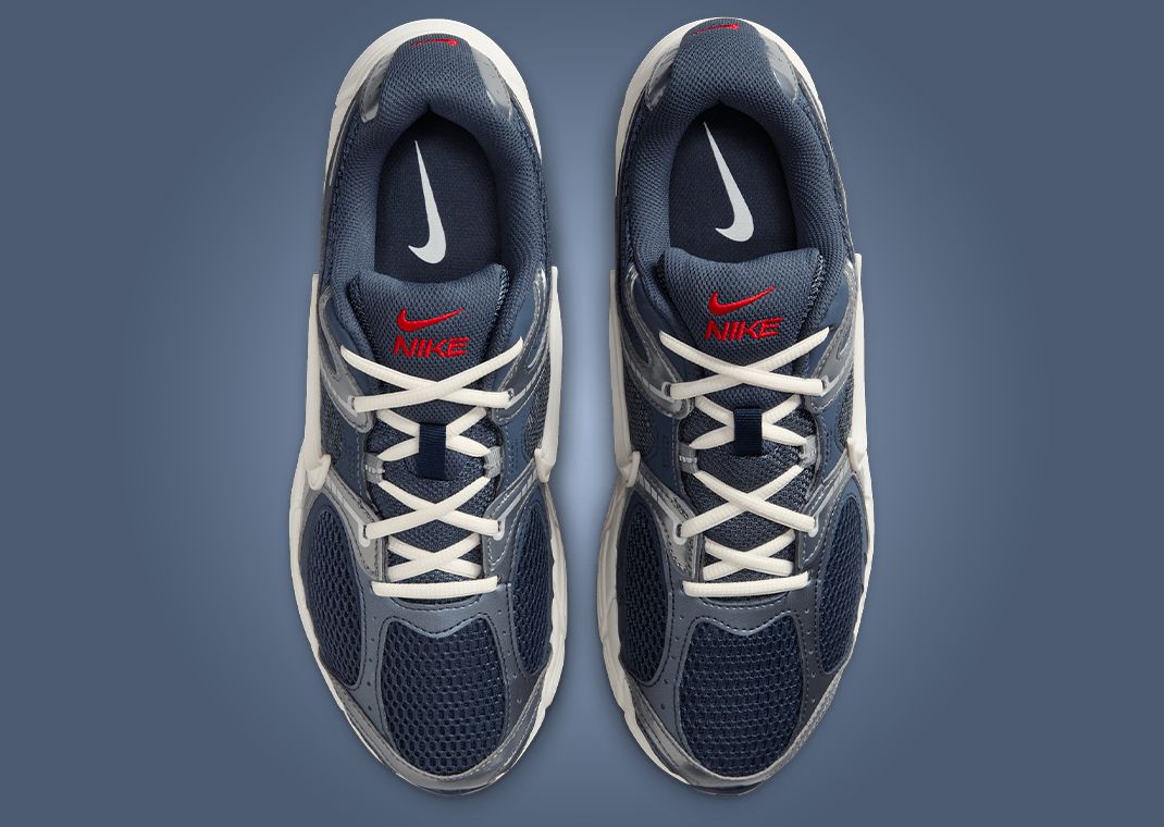 Nike V5 RNR Independence Day Top