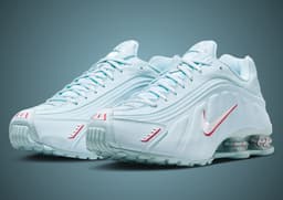 Nike Shox R4 Puerto Rico - Angle