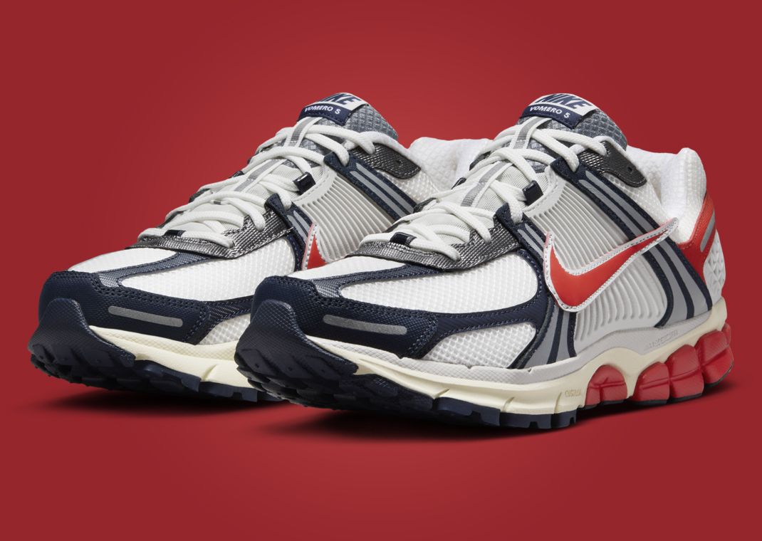 Nike Zoom Vomero 5 White Midnight Navy Red (W)