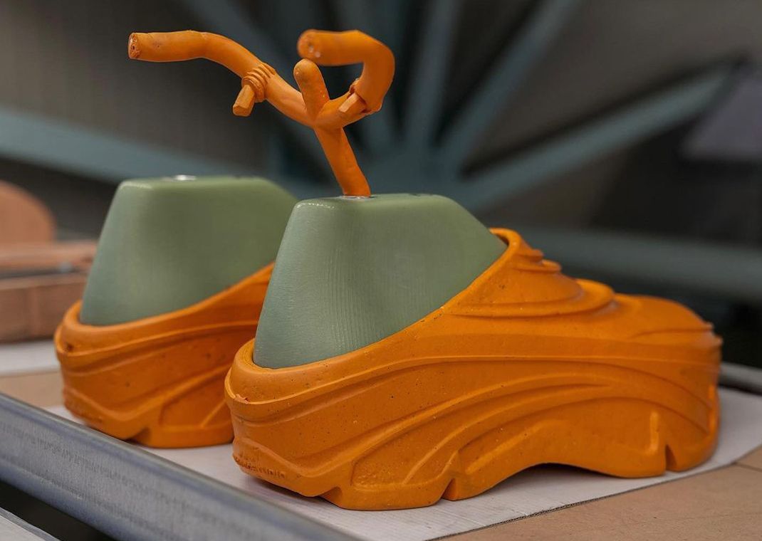 BERSHKA x RAL7000STUDIOS Clog