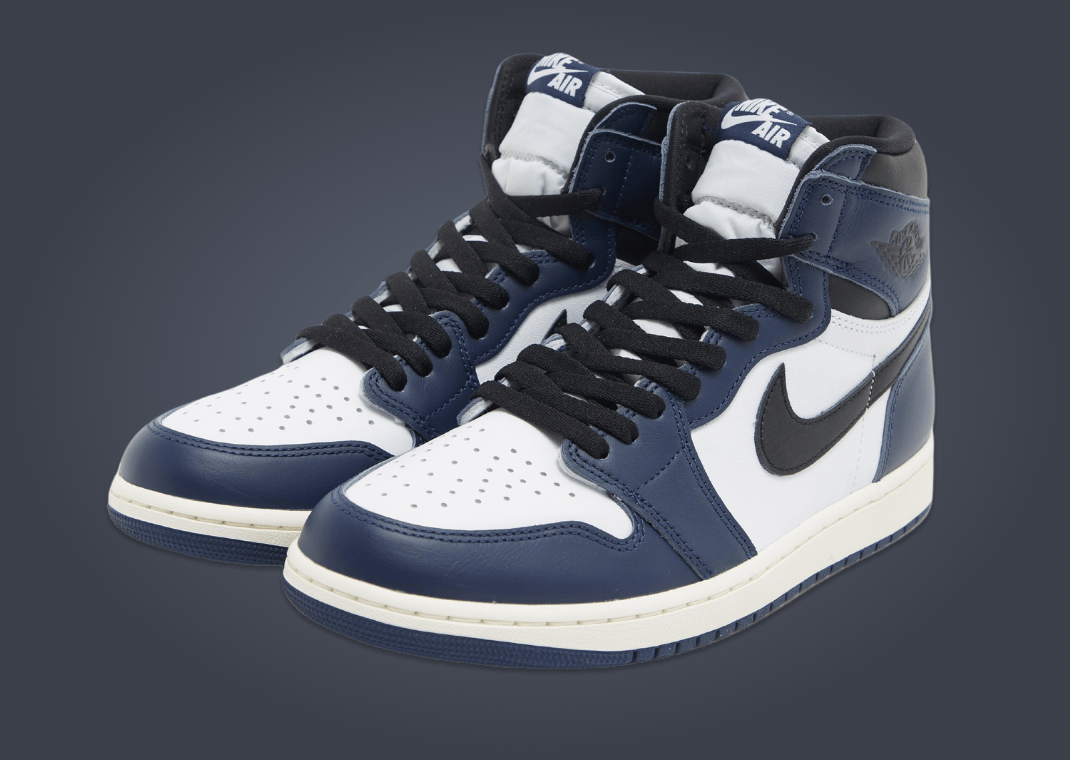 Navy blue and white air jordan 1 shop