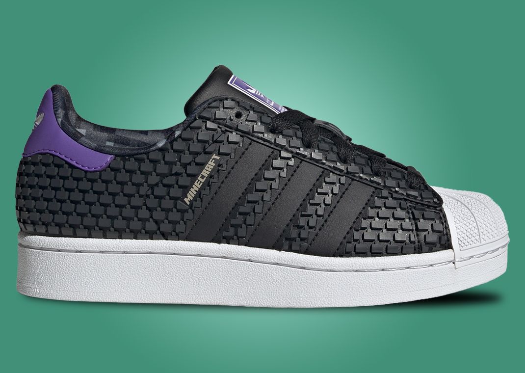 Minecraft x adidas Superstar Obsidian (GS) Lateral