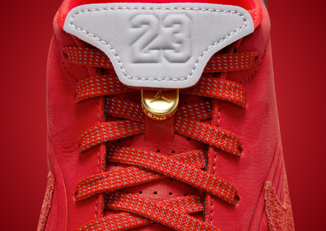 Jordan x Nike Cryoshot Mercurial Vapor 1 tongue