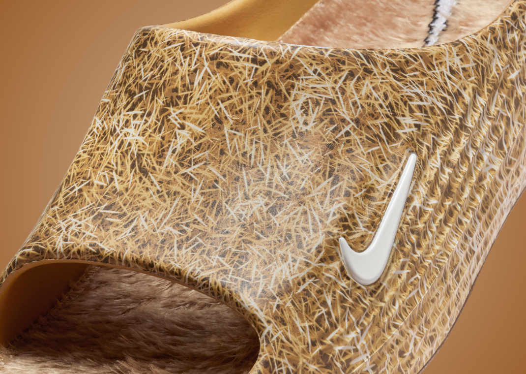 .SWOOSH x Nike ReactX Rejuven8 Slide Wheat Detail