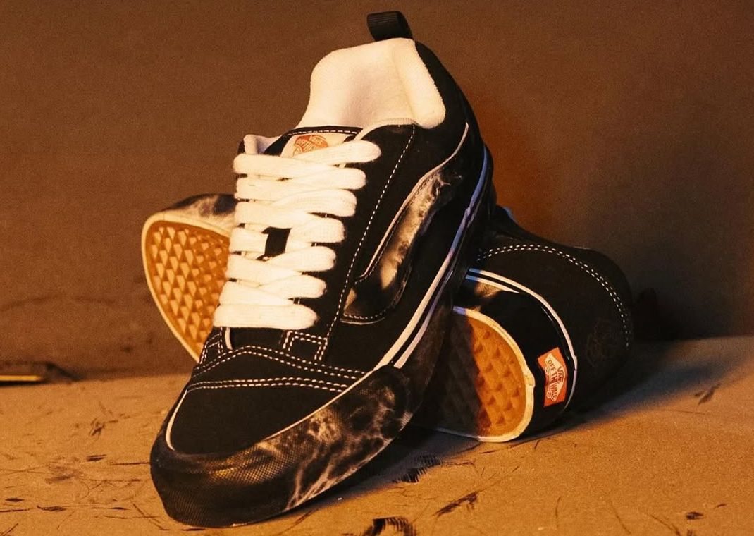 COSTS x Vans Knu Skool Black Rose Marble Angle