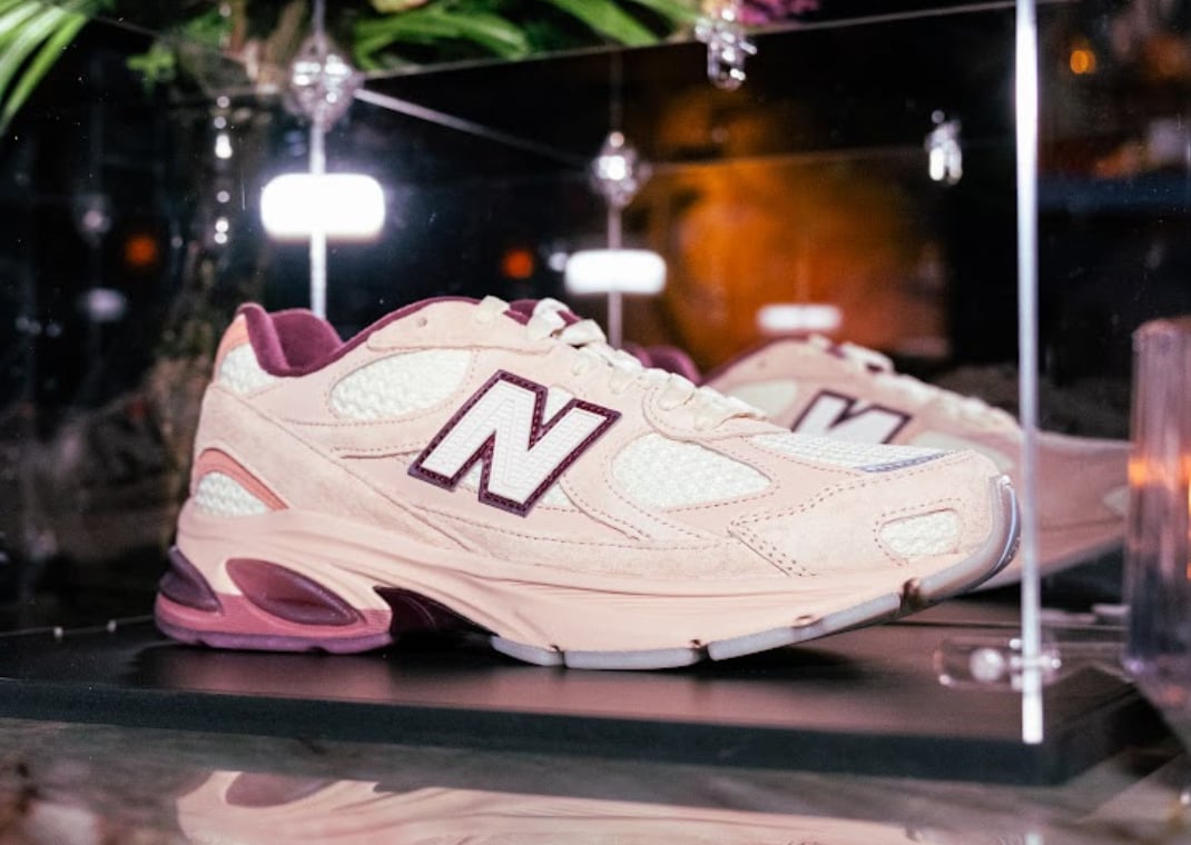 Friends and family colorway of Rich Paul's NB 2010