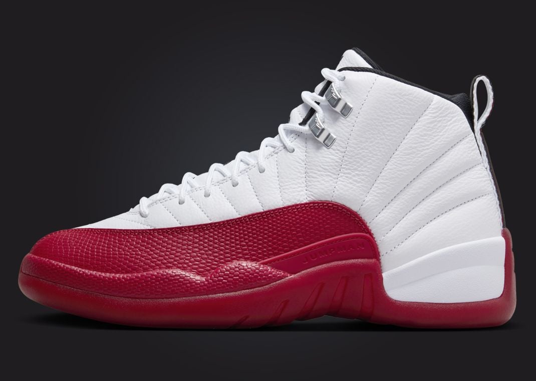 Air Jordan 12