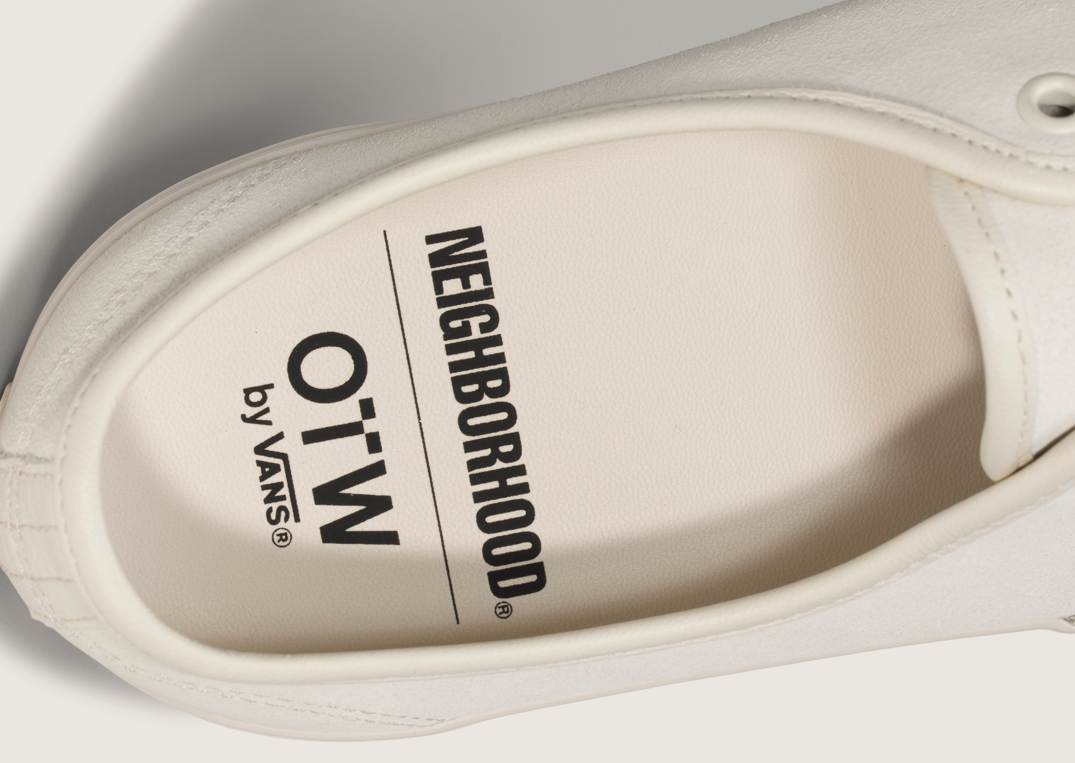 NEIGHBORHOOD x Vans Authentic 44 Natural - Detail