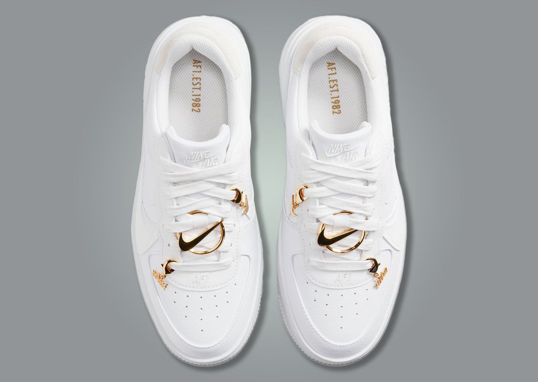NIKE ☆ Air Force 1 PLT.AF.ORM llic Gold The Nike Air Force 1 PLT.AF.ORM Bling | First Look — CNK