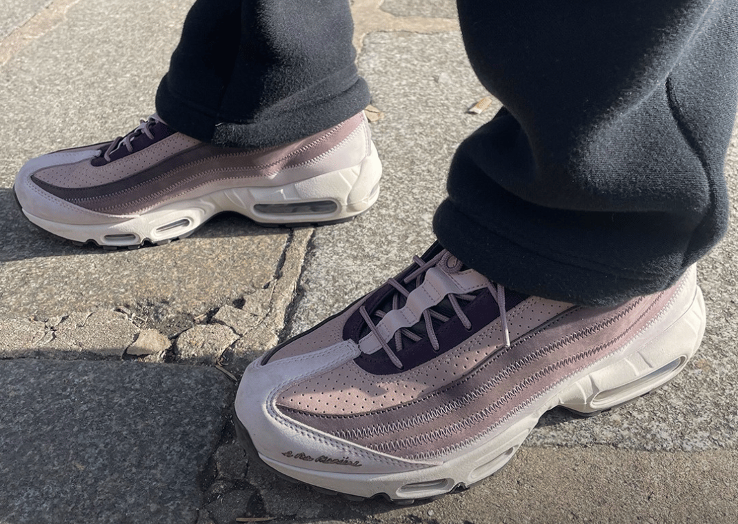 air max 95 vast grey on feet