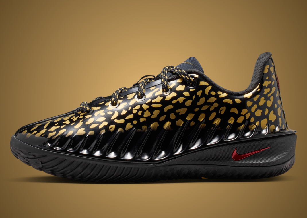 Victor Wembanyama x Nike GT Cut 4 Gold Panther PE - Lateral