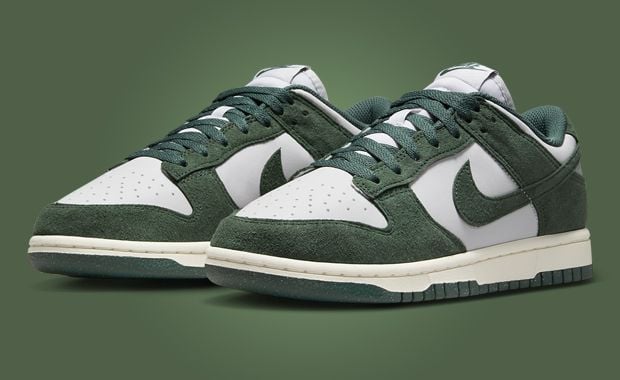 Nike Dunk Low Suede Photon Dust Vintage Green (W)