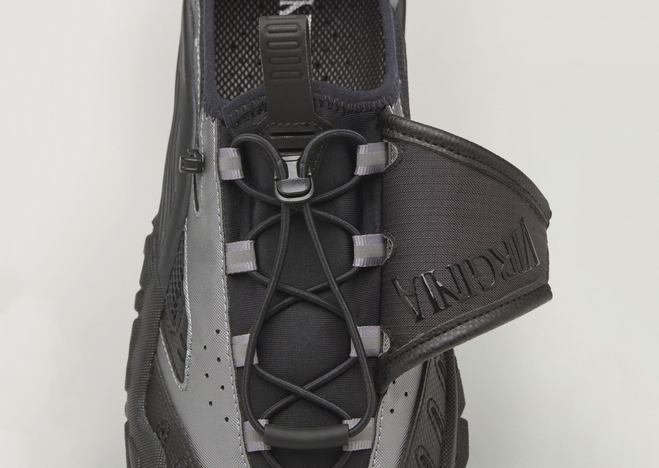 Pharrell Williams x adidas VIRGINIA Watermoc Silver - Detail