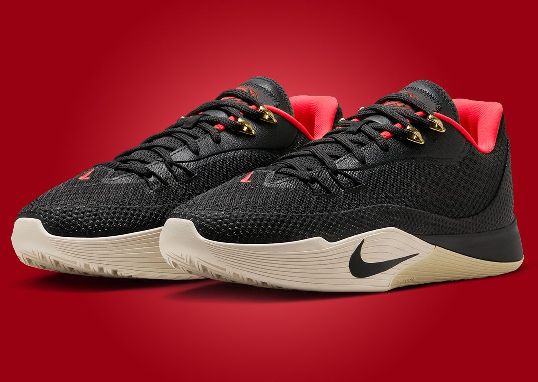 Nike S.T. Flare Solar Red Angle