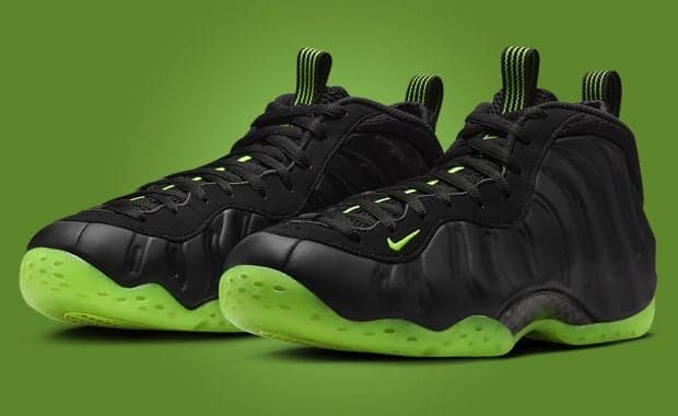 Nike Air Foamposite One Black Volt