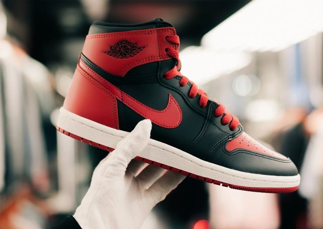 Air Jordan 1 Retro High 85 Bred