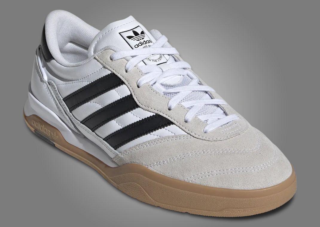 adidas Predator Mundial Cloud White Core Black Angle