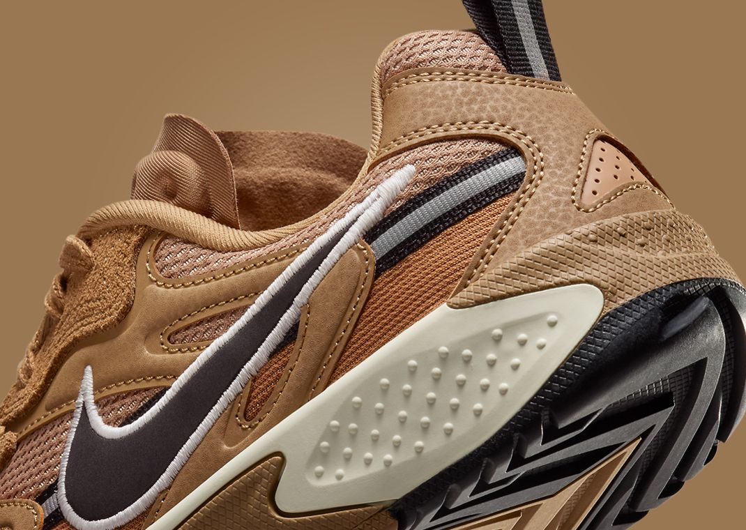 Nike Jam Dark Driftwood Heel Detail