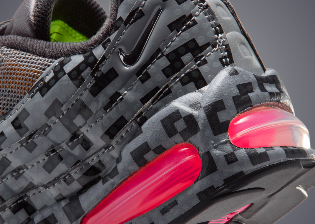 LEGO x Nike Air Max 95 Pixel Camo (GS) - Heel Detail