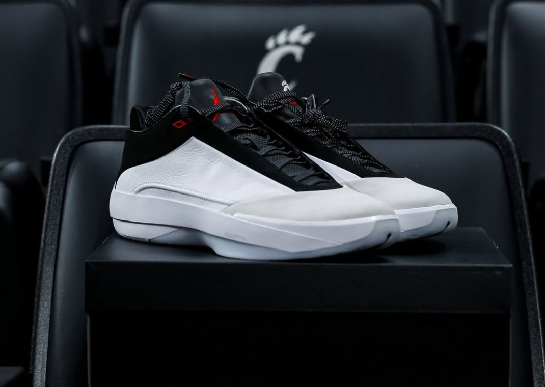 Cincinnati Bearcats Air Jordan PEs