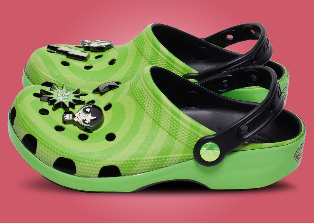 Powerpuff Girls x Crocs Classic Clog Buttercup - Pair