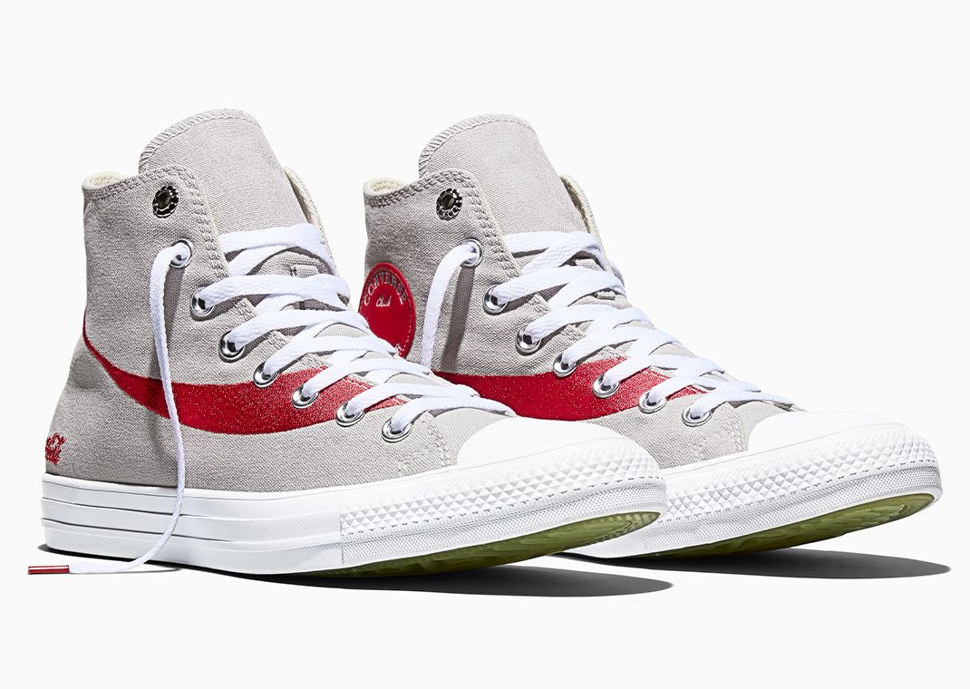 Coca-Cola x Converse Chuck Taylor Diet Coke - Angle