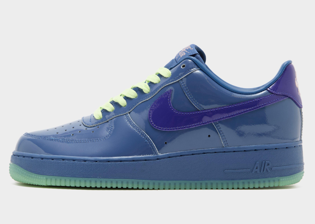 Nike Air Force 1 Low Patent Leather Mystic Navy - Lateral