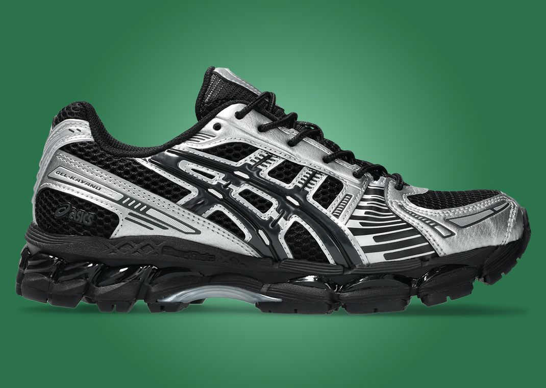 Asics Gel-Kayano 12.1 Black Silver Lateral