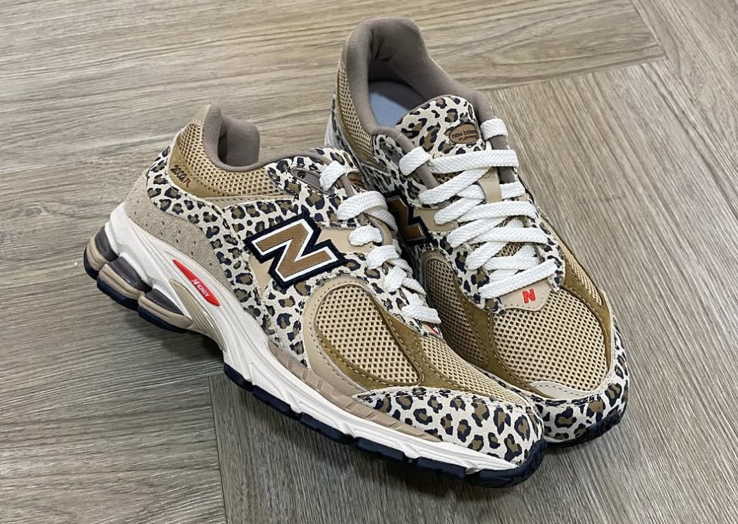 New Balance 2002R Cheetah (Courir Exclusive)